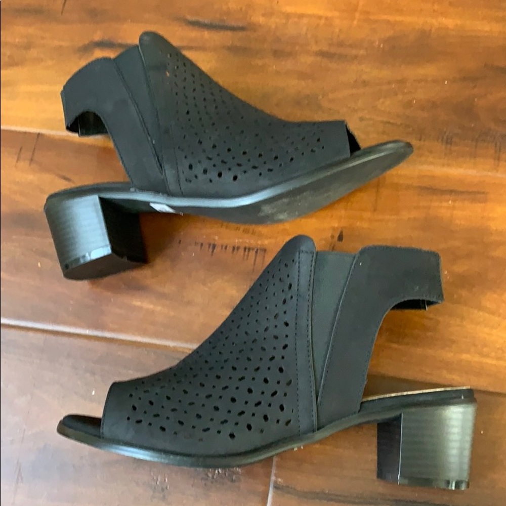 Torrid Block Heel Slingback Peep Toe Sandals Shoes